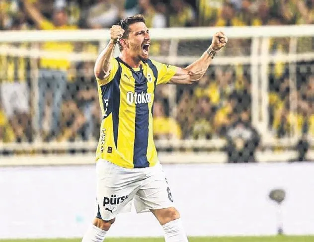 Mert Hakan geri dönüyor