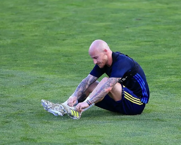 Göztepe'den Miroslav Stoch sürprizi! Bonservisi...-1