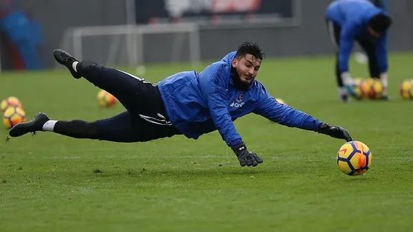 trabzonspor-kalecisi-ugurcan-cakirdan-derbi-oncesi-iddiali-aciklamalar-tahmin-etmek-kolay-degil-1698873783563.jpeg Trabzonspor Kalecisi Uğurcan Çakır'dan derbi öncesi iddialı açıklamalar: Tahmin etmek kolay değil-4