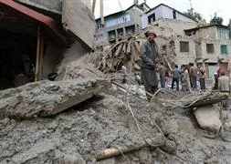 Hindistan’da bombalı saldırı: 9 yaralı