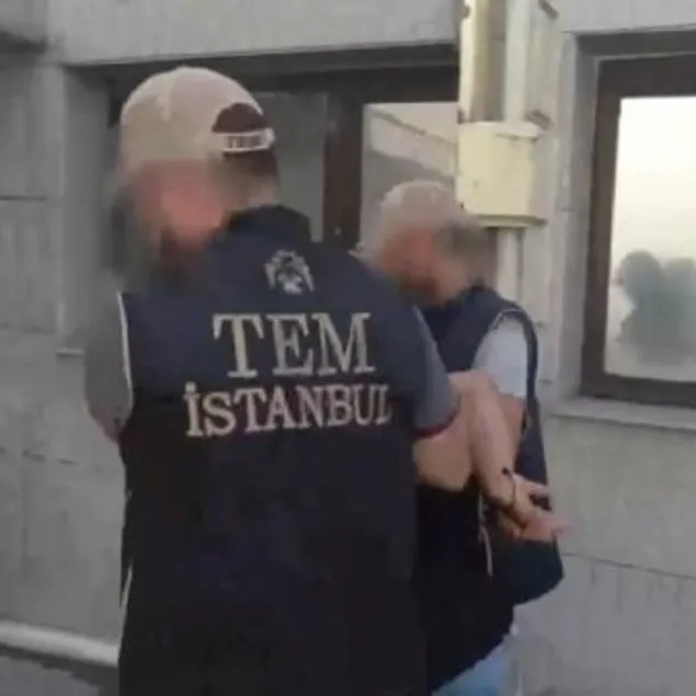 AVM’ye bomba düzeneği koyacaklardı!