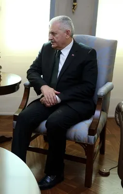 Başbakan Yıldırım ve Bahçeli görüşmesi sona erdi