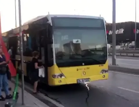 İETT’de yeni rezalet: Vatandaşın üstüne yürüdü