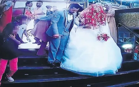 Antalya'da falezlere çıkan kadın polislere zor anlar yaşattı: Ne kadar karizmatikler-2