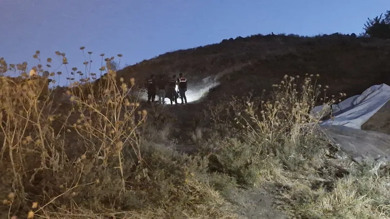 Kan lekeleri Narin'e mi ait? Valilikten açıklama geldi! Diyarbakır'da kaybolan 8 yaşındaki Narin Güran bulundu mu?-2