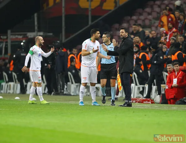 Muslera kalesinde devleşti! Sosyal medyada yer yerinden oynadı... - 25