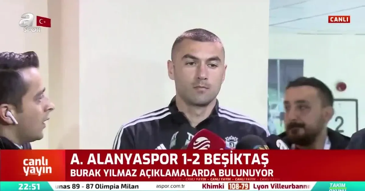 Burak Yılmaz İdlib'deki hain saldırıyı kınadı! "Devletimizin yanındayız..."