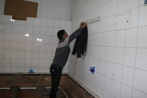 cuma-gunu-calinan-10-bin-dolarina-kavusan-pazarci-sevinemedi-60-bin-tl-zararim-var-1640180260101.jpg Cuma günü çalınan 10 bin dolarına kavuşan pazarcı sevinemedi: 60 bin TL zararım var-6