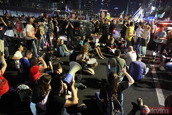 İsrail sokakları karıştı | Tel Aviv sokaklara döküldü! Katil Netanyahu'ya tepki yağdı: İstifa et - 27