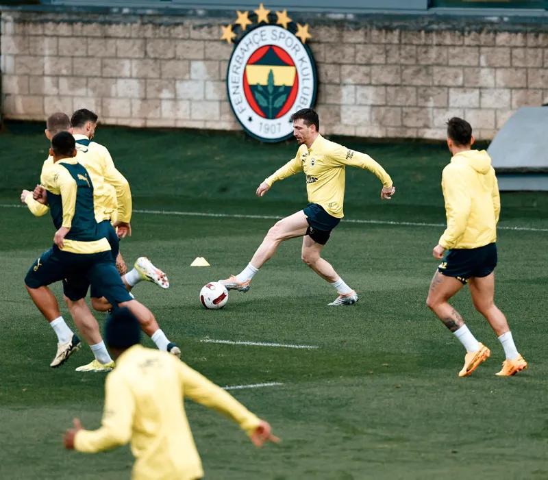 FENERBAHÇE TRANSFER HABERLERİ | Beşiktaş'ın eski yıldızı Fenerbahçe'ye geliyor! Olaylı ayrılmıştı - 3