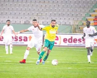 Şanlıurfa 10 kişiyle Balıkesir’i devirdi