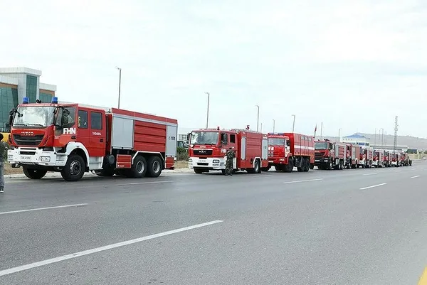 Azerbaycan'dan 220 itfaiye eri daha yangın bölgelerine geldi: "Biz kardeş Türkiye'mizin yanındayız"-2