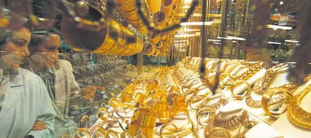 Gram altın 130 liraya geriledi