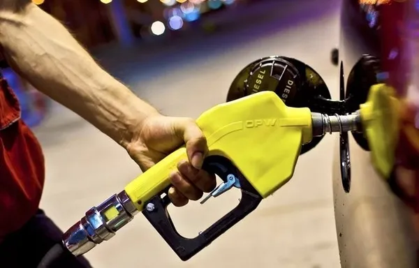 son-dakika-benzin-fiyatlarina-indirim-geliyor-13-temmuz-2022-benzin-ve-mazot-fiyati-ne-kadar-olacak-1657700013544.jpg SON DAKİKA: Benzin fiyatlarına indirim geliyor! 13 Temmuz 2022 benzin ve mazot fiyatı ne kadar olacak?-4