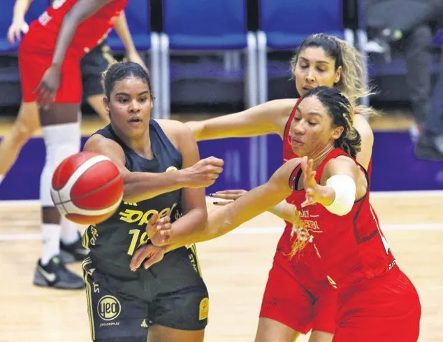 Fenerbahçe seride öne geçti