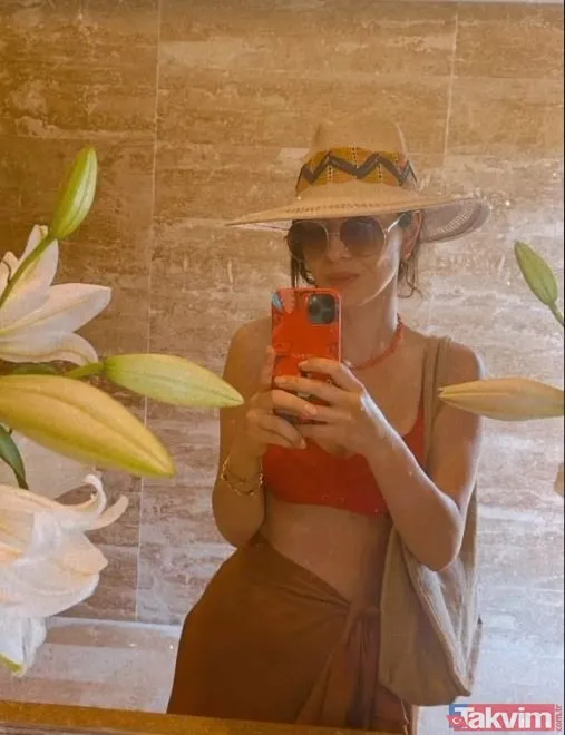 Ebru Şallı ve eşi Uğur Akkuş teknede aşka geldi birbirlerine öpücükler kondurdular! Tatil bahane romantizm şahane - 38