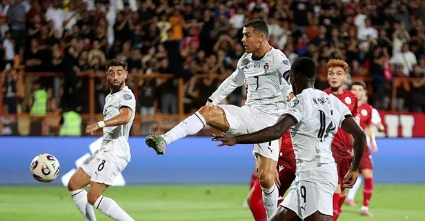 Ronaldo şov yaptı! Portekiz fark attı