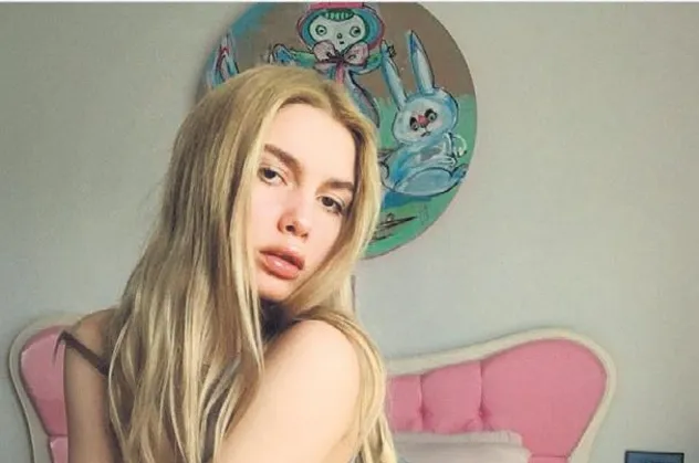 Aleyna Tilki ilginç paylaşım! "Oturdu uzaylı bekliyor" dedirtti