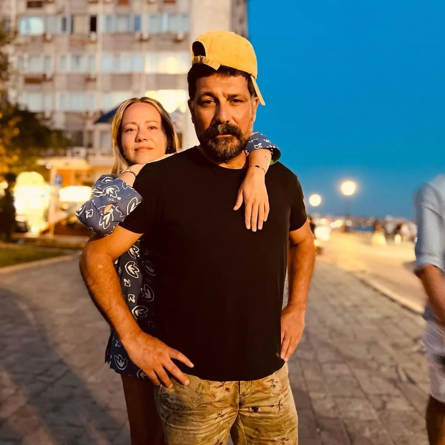 Kağıt üzerinde hala evliler! Uğur Yücel'in 42 yıllık eşi bakın hangi oyuncu çıktı! - 52