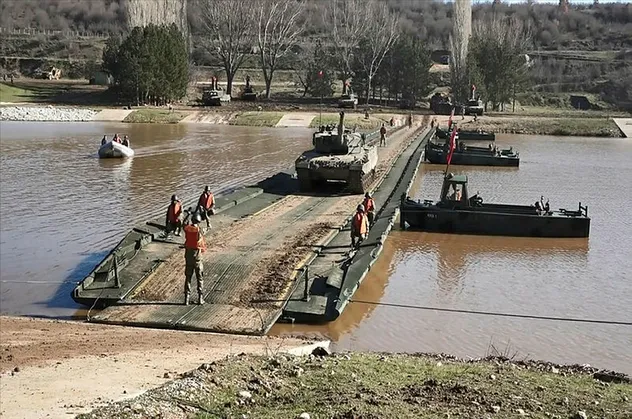 MSB: 'Durgun Sulardan Geçiş Tatbikatı' Kırklareli'nde gerçekleşti!