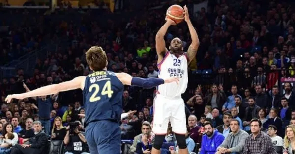 Potada Anadolu Efes Fenerbahce Beko Yu Maglup Etti Takvim