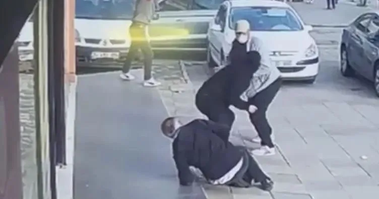 tuzlada-gaspcilar-sert-kayaya-carpti-2-milyonu-calmak-isterken-yakalandilar-1710316327865.jpeg Tuzla'da gaspçılar sert kayaya çarptı: 2 milyonu çalmak isterken yakalandılar-2