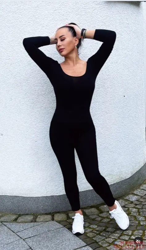 7 yıl önce evlenip yurt dışına yerleşmişti! 47’lik Asena'nın son halini görenler şaşkın! İbrahim Tatlıses'in favori oryantaliydi - 21