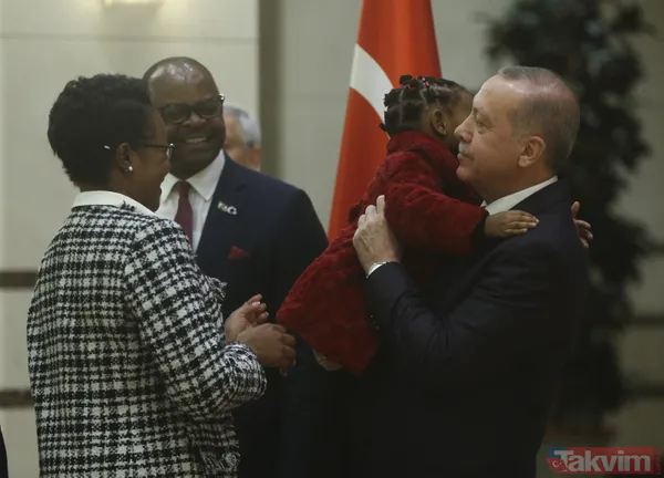 Başkan Erdoğan güven mektubu sunan büyükelçileri kabul etti - 18