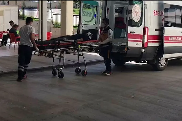Karaman'da tarım işçilerini taşıyan minibüs devrildi! 1 ölü, 20 yaralı