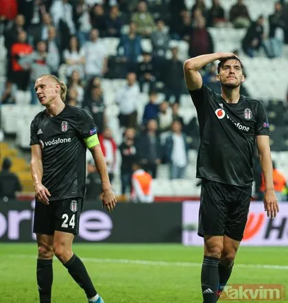Derbide sürpriz karar! İşte Beşiktaş - Galatasaray maçının 11’leri...