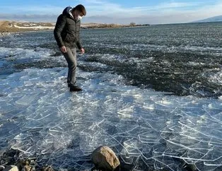 Ardahan’da ilginç görüntüler! Her yeri buz parçaları sardı