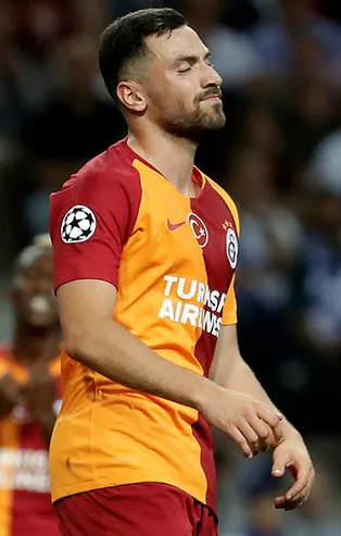 Galatasaray'da Sinan Gümüş depremi