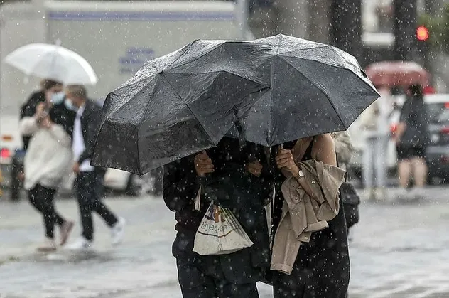 HAVA DURUMU | Meteorolojiden İstanbul ve birçok il için kuvvetli yağış uyarısı! 19 Haziran hava raporu
