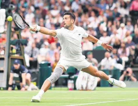 Rakibi çekilen Djokovic son 4’te