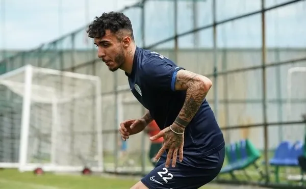 besiktas-istedi-fenerbahce-aliyor-emirhan-topcu-surprizi-1659344840374.jpg Beşiktaş istedi Fenerbahçe alıyor! Emirhan Topçu sürprizi-2