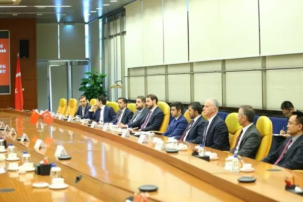 Enerji Bakanı Albayrak'tan Çin'de üçüncü nükleer santral teması-3