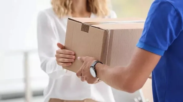 bugun-kargolar-calisiyor-mu-kurban-bayraminda-ptt-yurtici-kargo-surat-mng-aras-kargo-acik-mi-iste-2022-calisma-1657520620410.jpeg BUGÜN KARGOLAR ÇALIŞIYOR MU? Kurban Bayramı'nda PTT, Yurtiçi Kargo, Sürat, MNG, Aras Kargo açık mı? İşte 2022 çalışma saatleri...-3