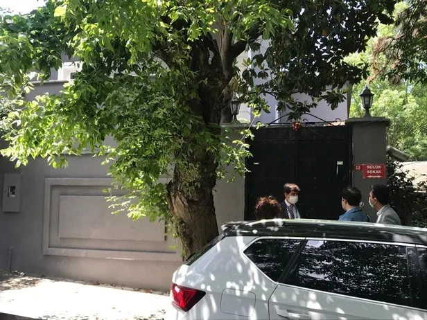 Oda TV’nin sahibi ve Sözcü Gazetesi yazarı Soner Yalçın’ın kaçak kalesini denetlemek isteyen bakanlık ekipleri eve alınmadı-2