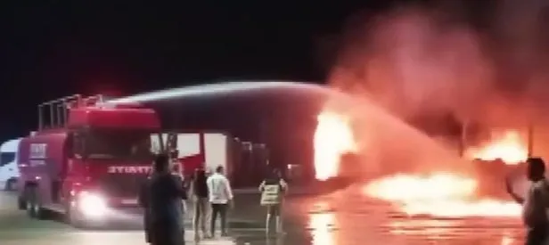 Tırın dorsesi alev alev yandı