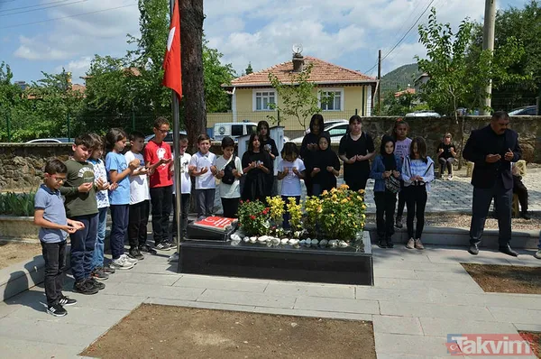 Bebek katilleri güzel sesli öğretmenimizi acımadan katletmişti! Şehit öğretmen Şenay Aybüke Yalçın vefatının 5. yılında kabri başında anıldı! - 8