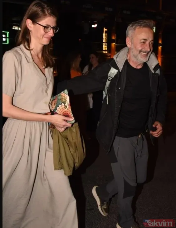 Arzum Onan ve sevgilisi Orkan Özkan'dan ilk resmi kare: 27 yıllık evlilikten sonra yeni aşkını ilan etti - 10