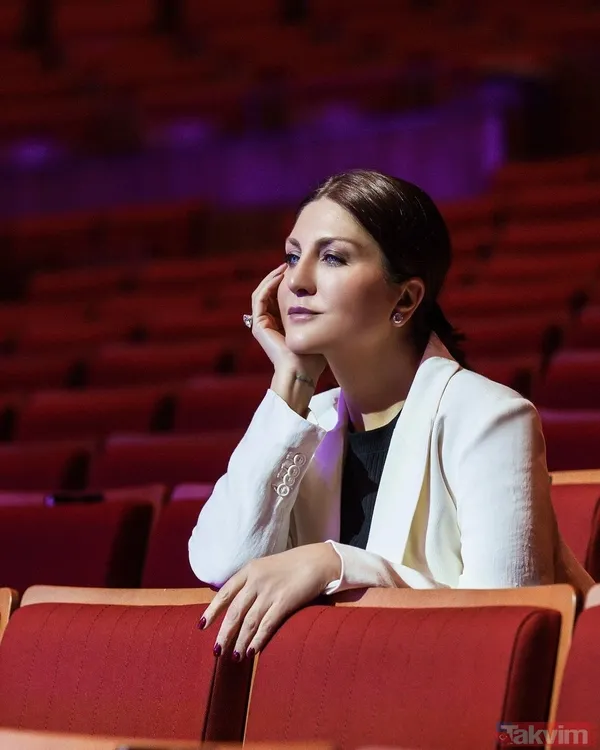 Hakan Ural ile Sibel Can'ın kızı Melisa Ural'dan bebek paylaşımı! Annesinin canlı yayındaki zor anlarına kayıtsız kalamamıştı - 9