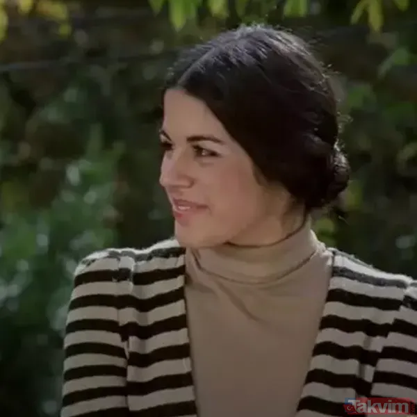 Yeşilçam efsanesi Hababam Sınıfı'nın Semra Hoca’sı Semra Özdamar’ın son haline bakın! “Yıllar ona acımamış” 68’lik Yeşilçam yıldızı... - 3