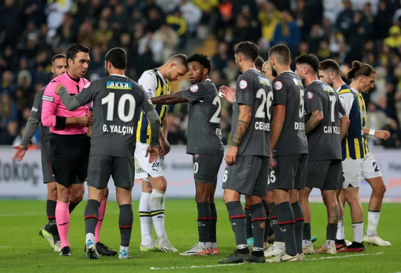 VAR kayıtlarını duyurdular! İşte Fenerbahçe - Karagümrük maçında yaşananlar... - 7
