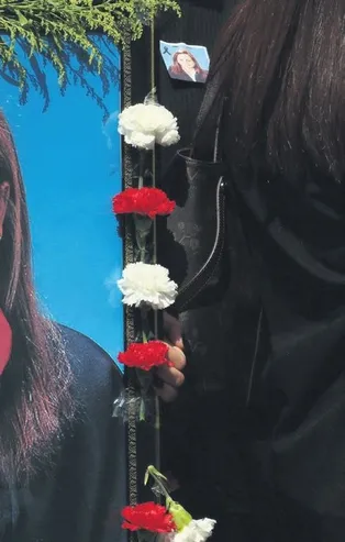 Avukat eşini öldüren doktora müebbet!