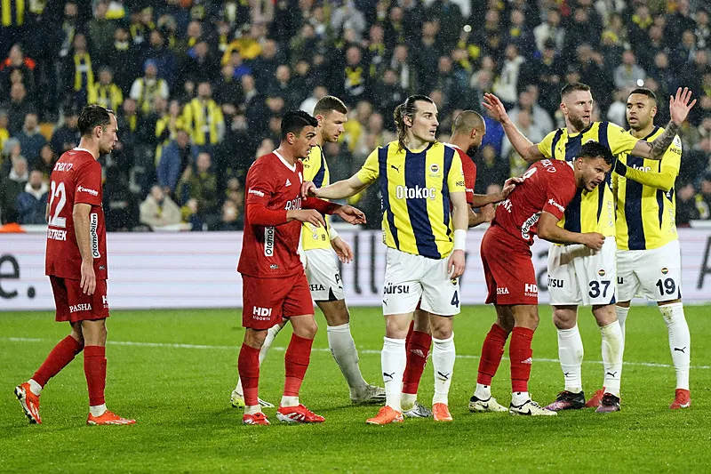 Antalyaspor zaferi sonrası Fenerbahçeli yıldıza övgü dolu sözler! "Yeni lider o" - 15