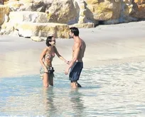 Serkay Tütüncü ve Zeynep Bastık, Çeşme’de aşka geldi!