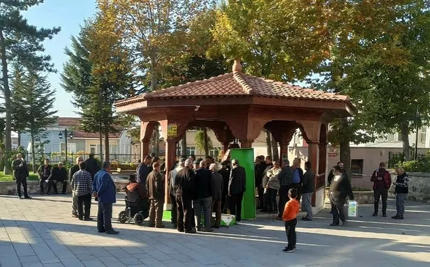 cuma-namazi-icin-gittigi-caminin-sadirvaninda-hayatini-kaybetti-1668176232969.jpeg Cuma namazı için gittiği caminin şadırvanında hayatını kaybetti-2