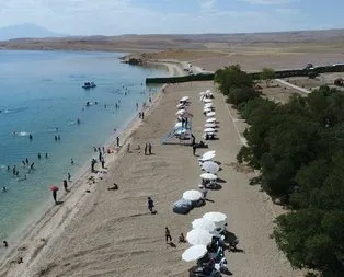 Van terörden kurtuldu, kadınlara özel plaj kuruldu