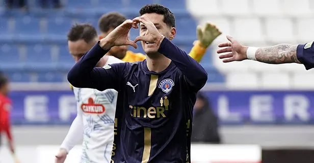 5 gollü düelloda kazanan Paşa! Kasımpaşa - Çaykur Rizespor: 3-2 | MAÇ SONUCU